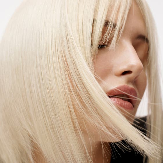 DarkOil Silkening Hair Mist