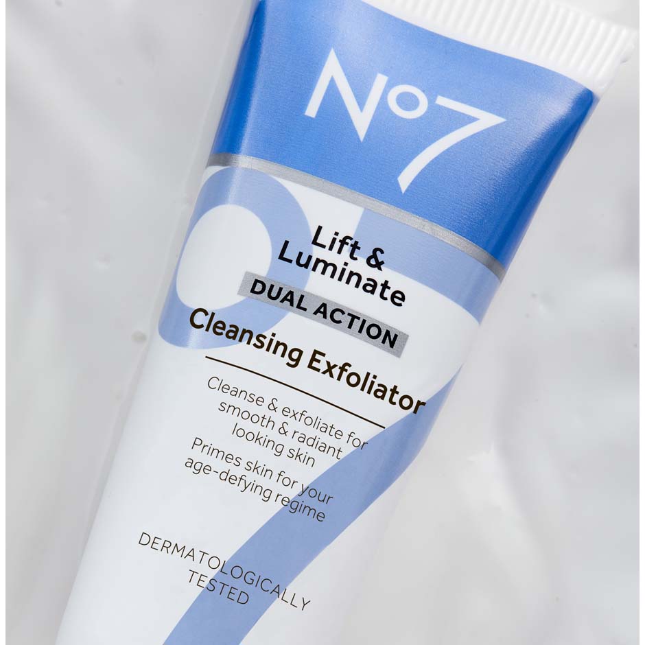 Lift & Luminate Dual Action Cleansing Exfoliator