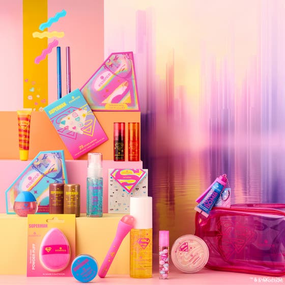 Superman JUICY BOMB colour-changing shiny lipgloss