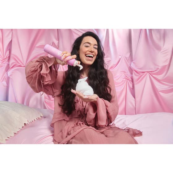 Wavy Whip Styling Mousse
