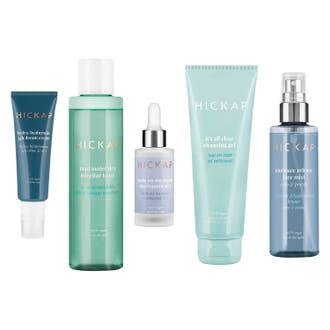 Hickap daglig hudvårds kit med ansiktsserum med niacinamide och ansiktskräm i blå och gröna tuber.