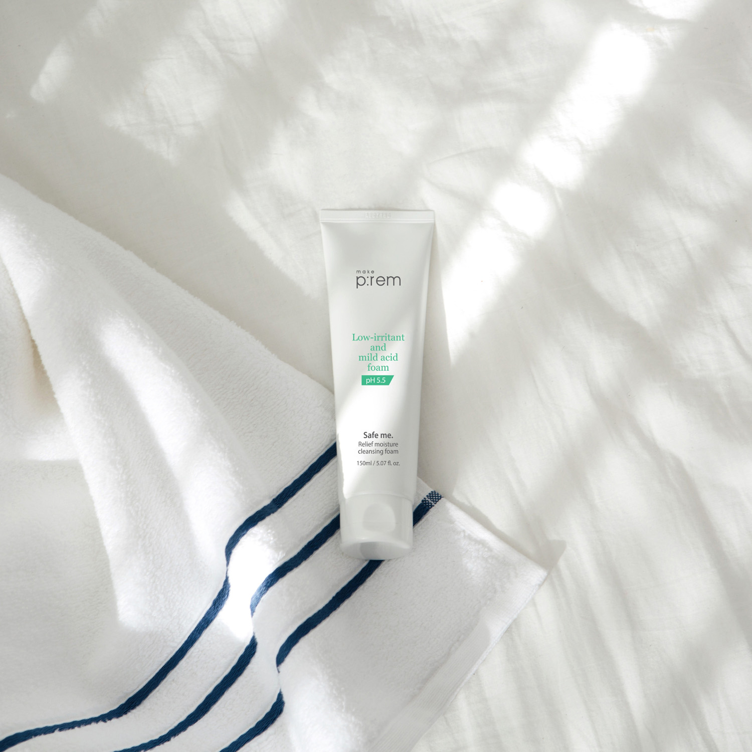 Safe Me. Relief Moisture Cleansing Foam