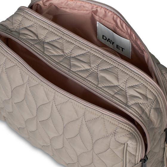 RE-Q Twist Washbag L