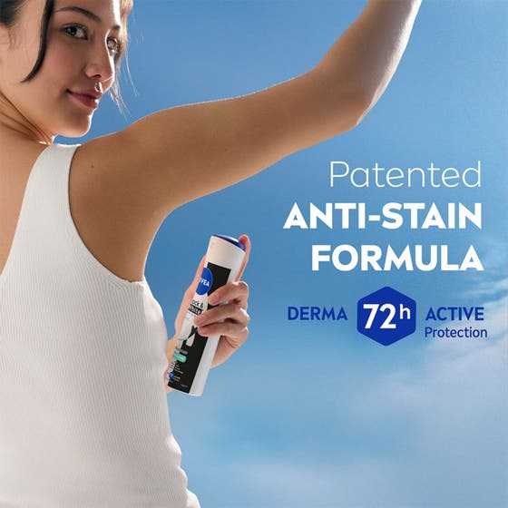 NIVEA Black & White Fresh 150 ml spray och 50 ml roll-on motverkar fläckar och ger en fräsch känsla.