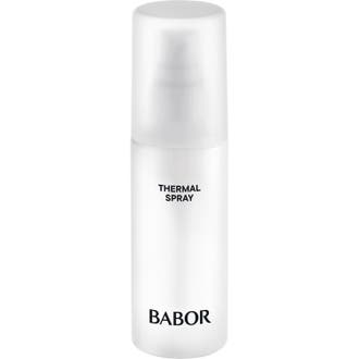 Babor Thermal Spray återfuktande ansiktsspray i vit flaska med frostat lock som ger huden en fräsch känsla