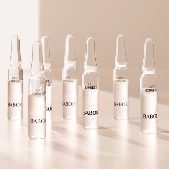 Babor Ampoule Lift Express 14 ml uppstramande serum i sju glasampuller som ger fastare hud på en ljus yta