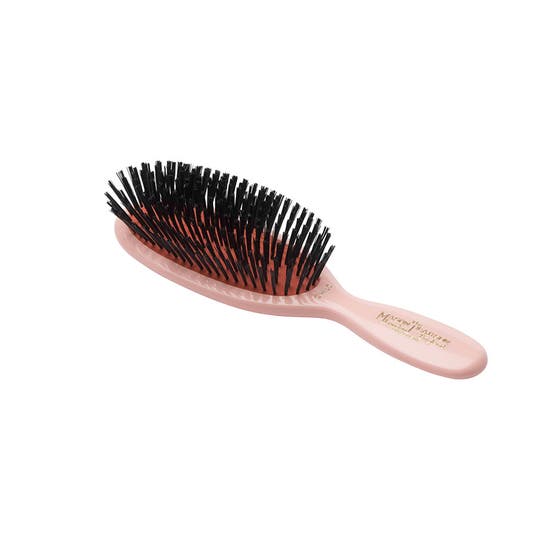 Hair brush in pure bristle
