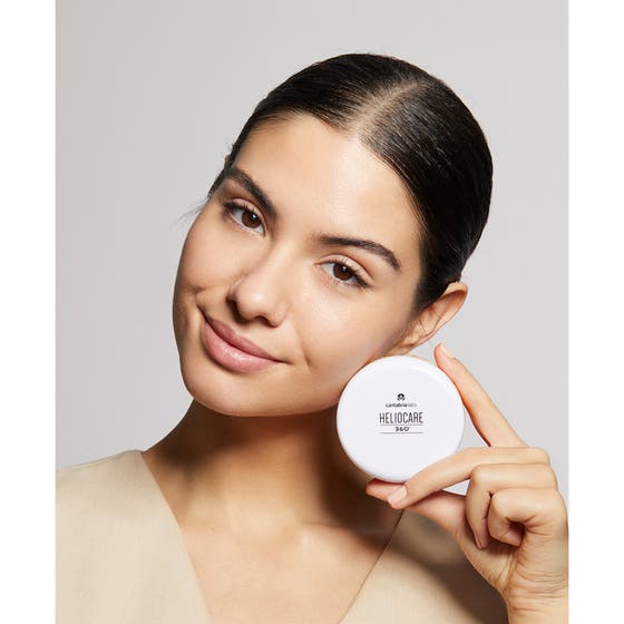 Gel Oil Free Compact SPF 50+