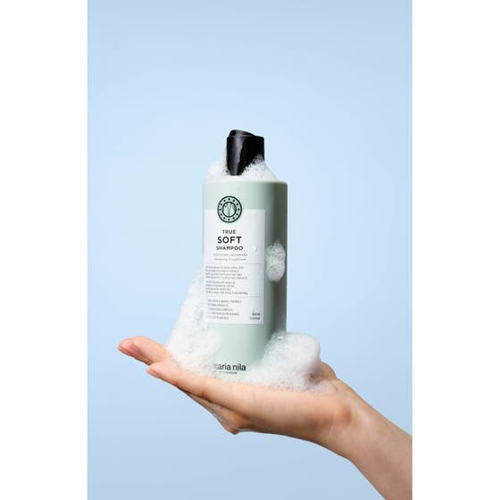 Soft Hair Essentials With Paddle Brush