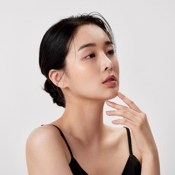 Moist Ampoule Blusher