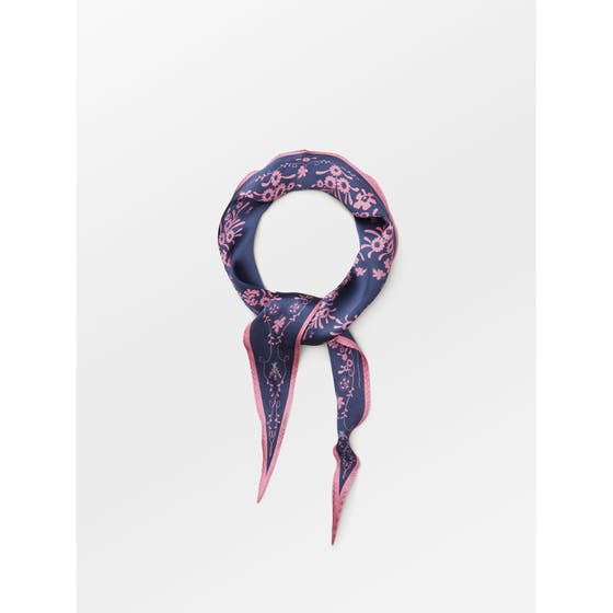 Myrtle Diamond Scarf