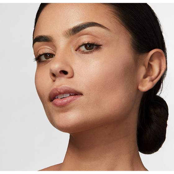 Double Wear Stay-In-Place Foundation SPF10