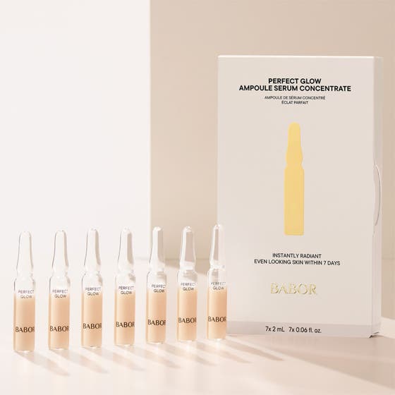 Babor Ampoule Concentrates Perfect Glow 14 ml ampull koncentrat bredvid vit ytterförpackning