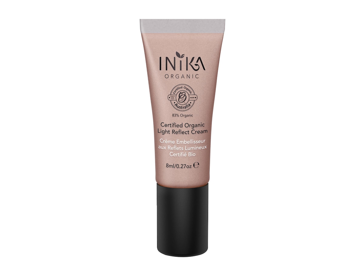 Inika Light Reflect Cream