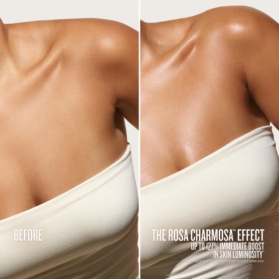 Sol de Janeiro Rosa Charmosa Dewy Cream 240 ml body lotion ger lyster i en före och efter-bild på hud.