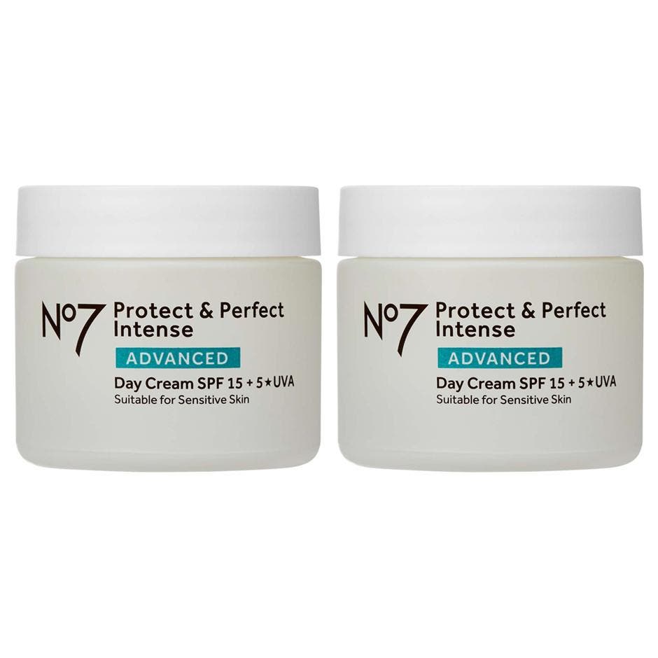 Protect & Perfect Intense Advanced Day Cream SPF15